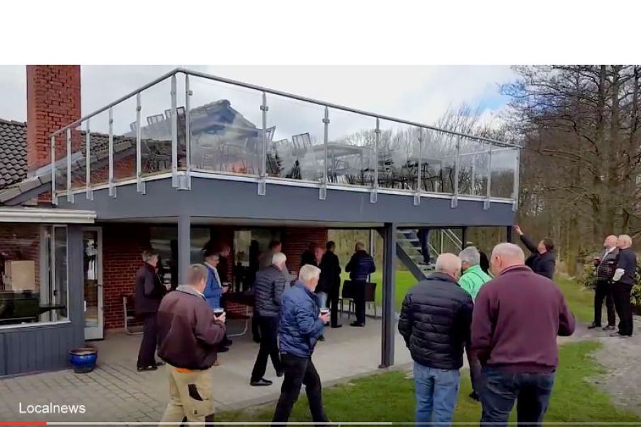 I dag var der indvielse af den nye balkon hos Skærbæk Mølle Golfklub i Ølgod.