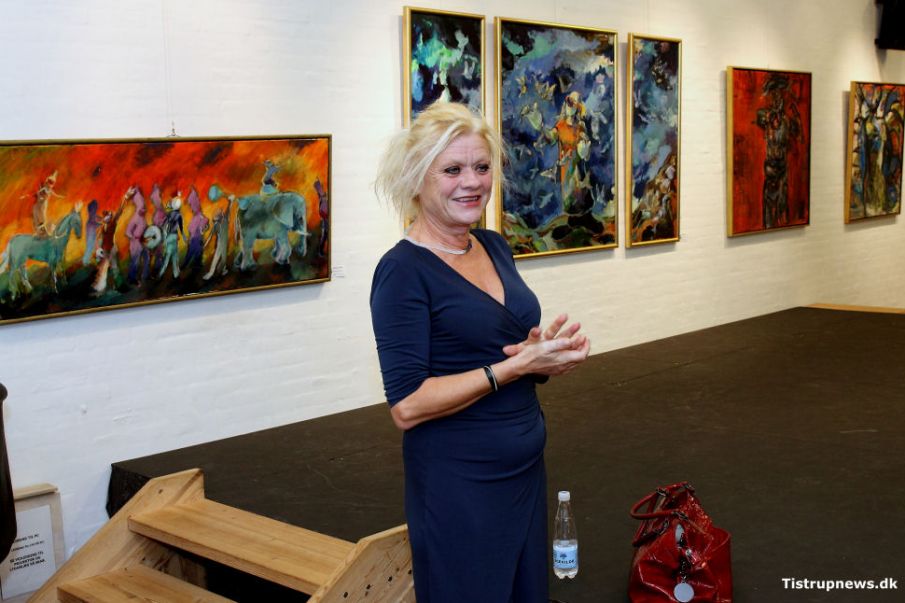 Pernille Højmark kunne fylde Ølgod Kulturhus..