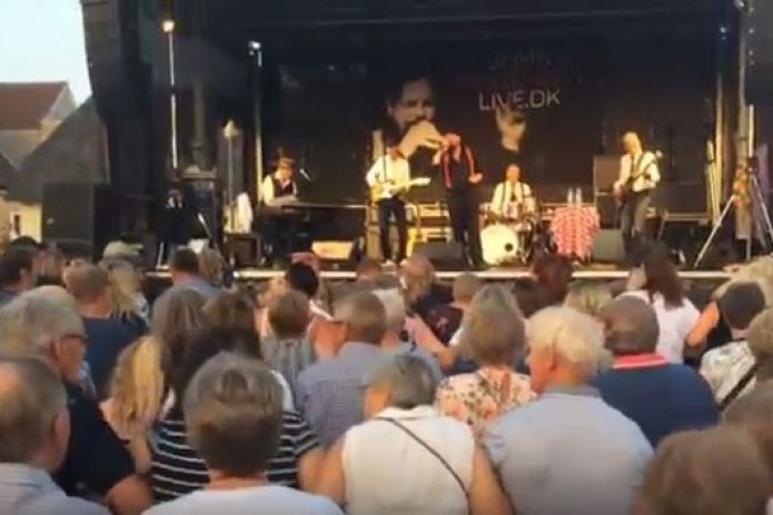 Indslag: 3. bands - sol og kolde fadøl