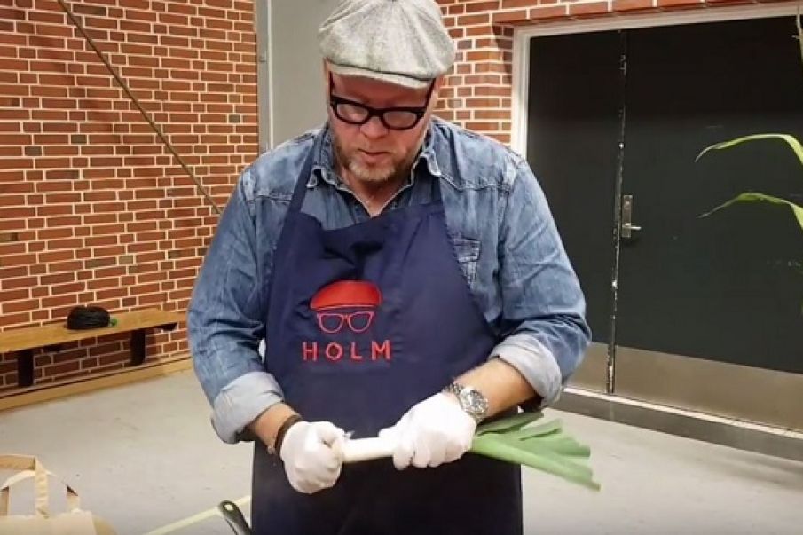 Tv kokken Claus Holm besøgte i dag Mælkefestivalen