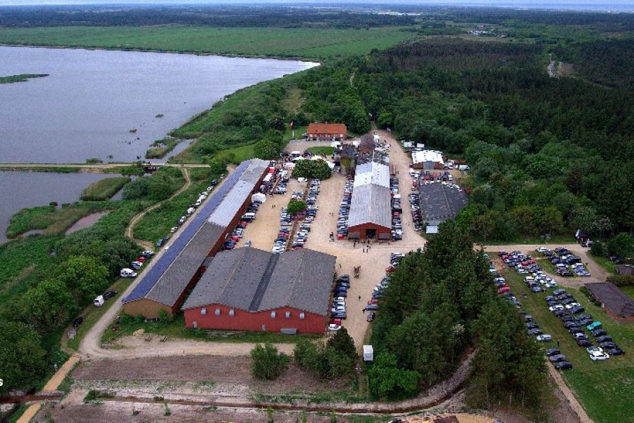Filsø Fødefestival 2017 set fra luften og fra jorden.